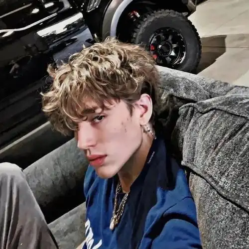 6686体育app海外作者长安迟暮