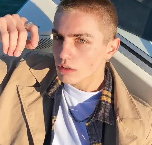 6686体育app合作伙伴Rosa