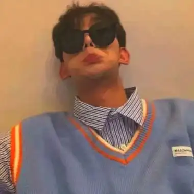 6686体育app签约作者隔窗看你