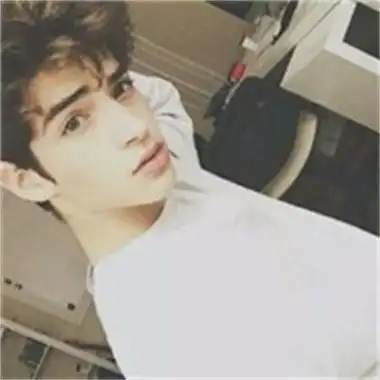 6686体育app高级作者Lloyd