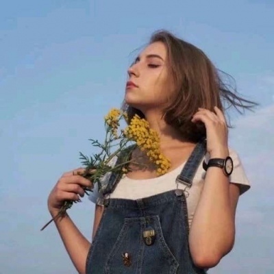 6686体育app铁牌作者Bridget